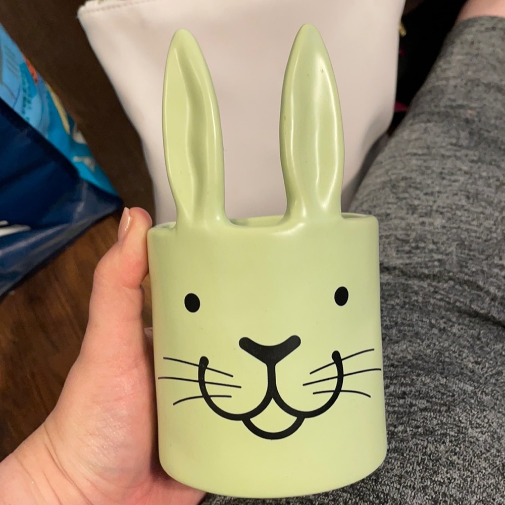 Rae Dunn Easter candle